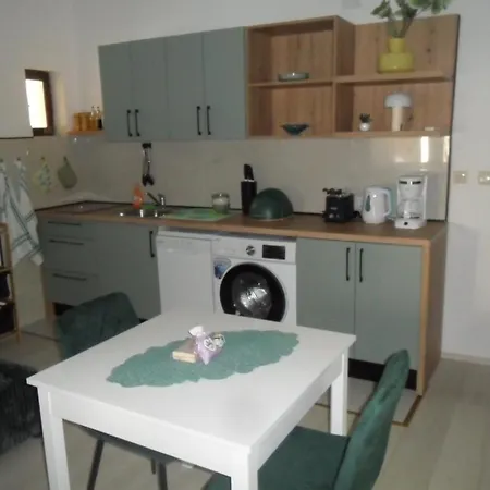 منزل للإقامة Appartments With Breakfast 